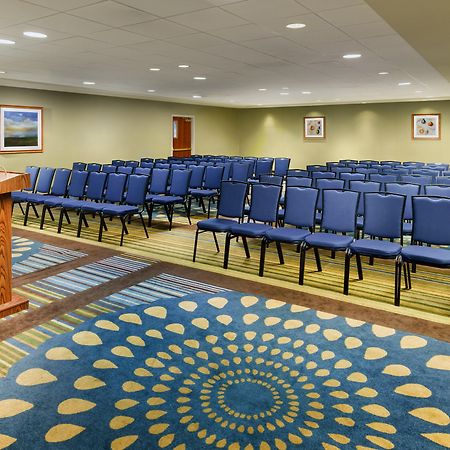 Holiday Inn Express Boston Brockton By Ihg Екстер'єр фото