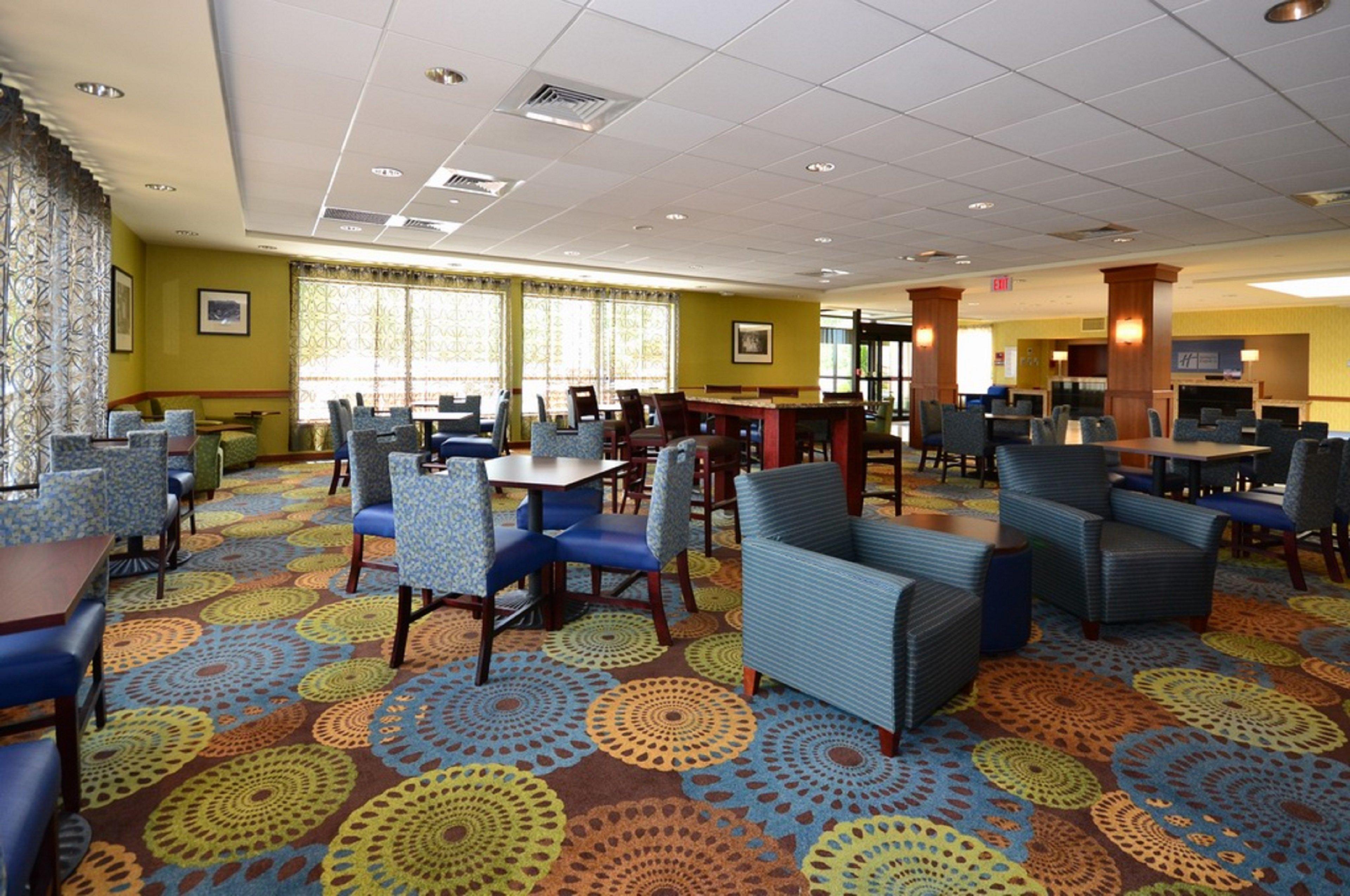 Holiday Inn Express Boston Brockton By Ihg Екстер'єр фото