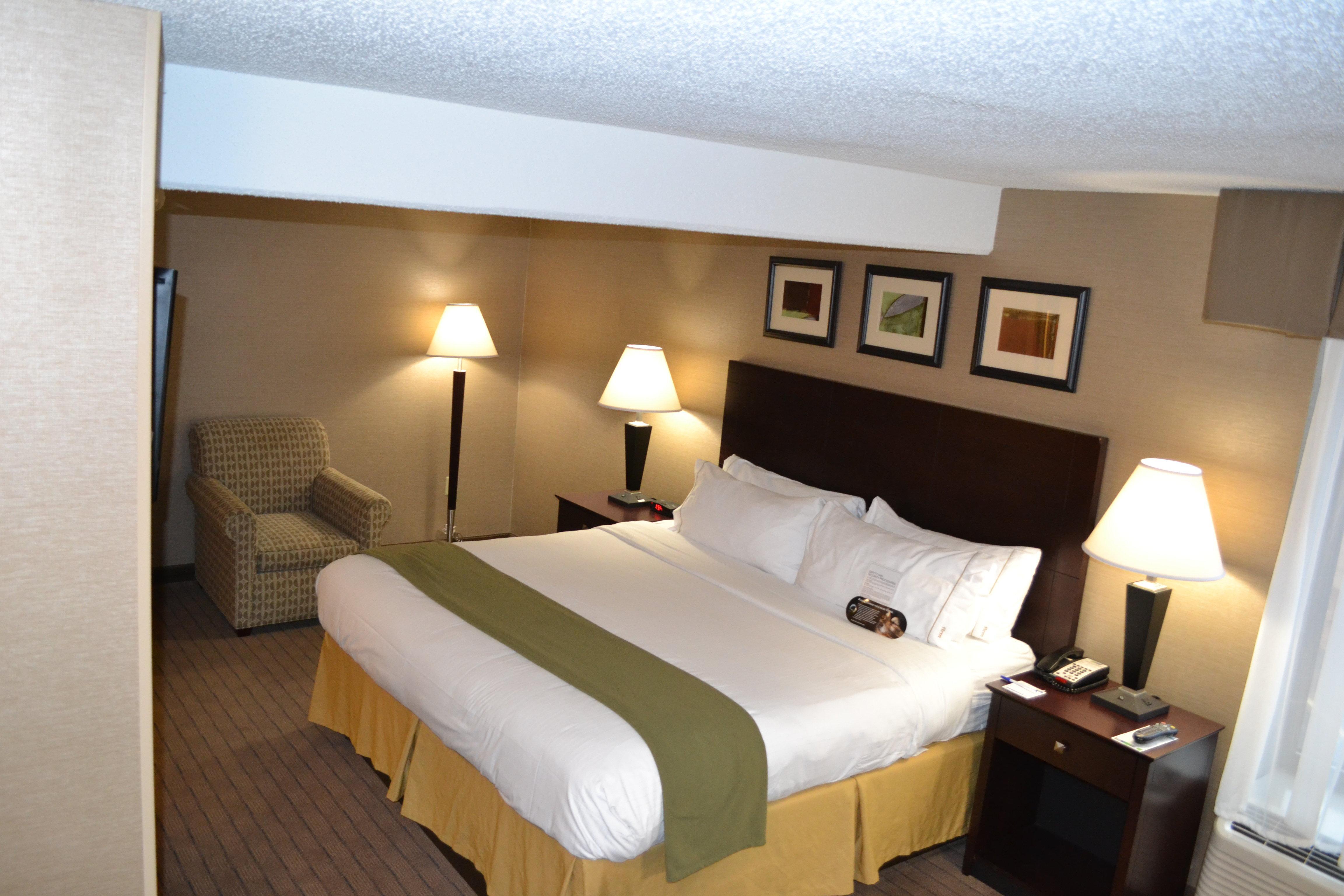 Holiday Inn Express Boston Brockton By Ihg Екстер'єр фото